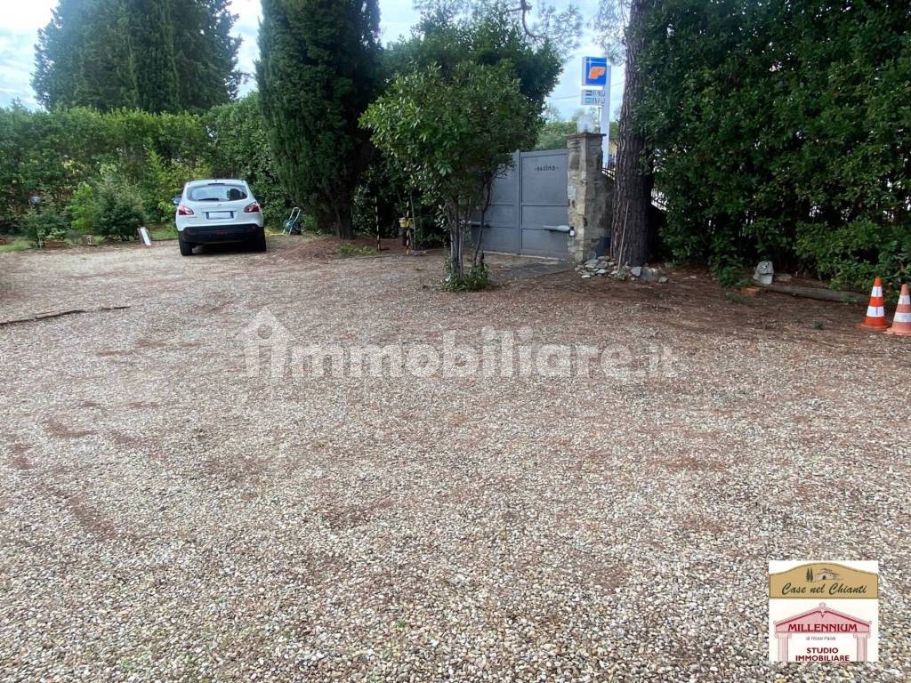 PARCHEGGIO
