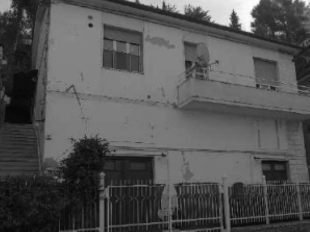 Villa all'asta via collina sacro cuore 2, ascoli piceno