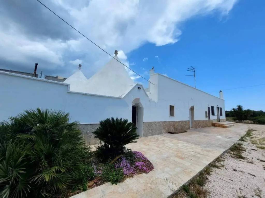 Villa unifamiliare contrada san salvatore, campanile, fumarola, cavalleriza, ostuni