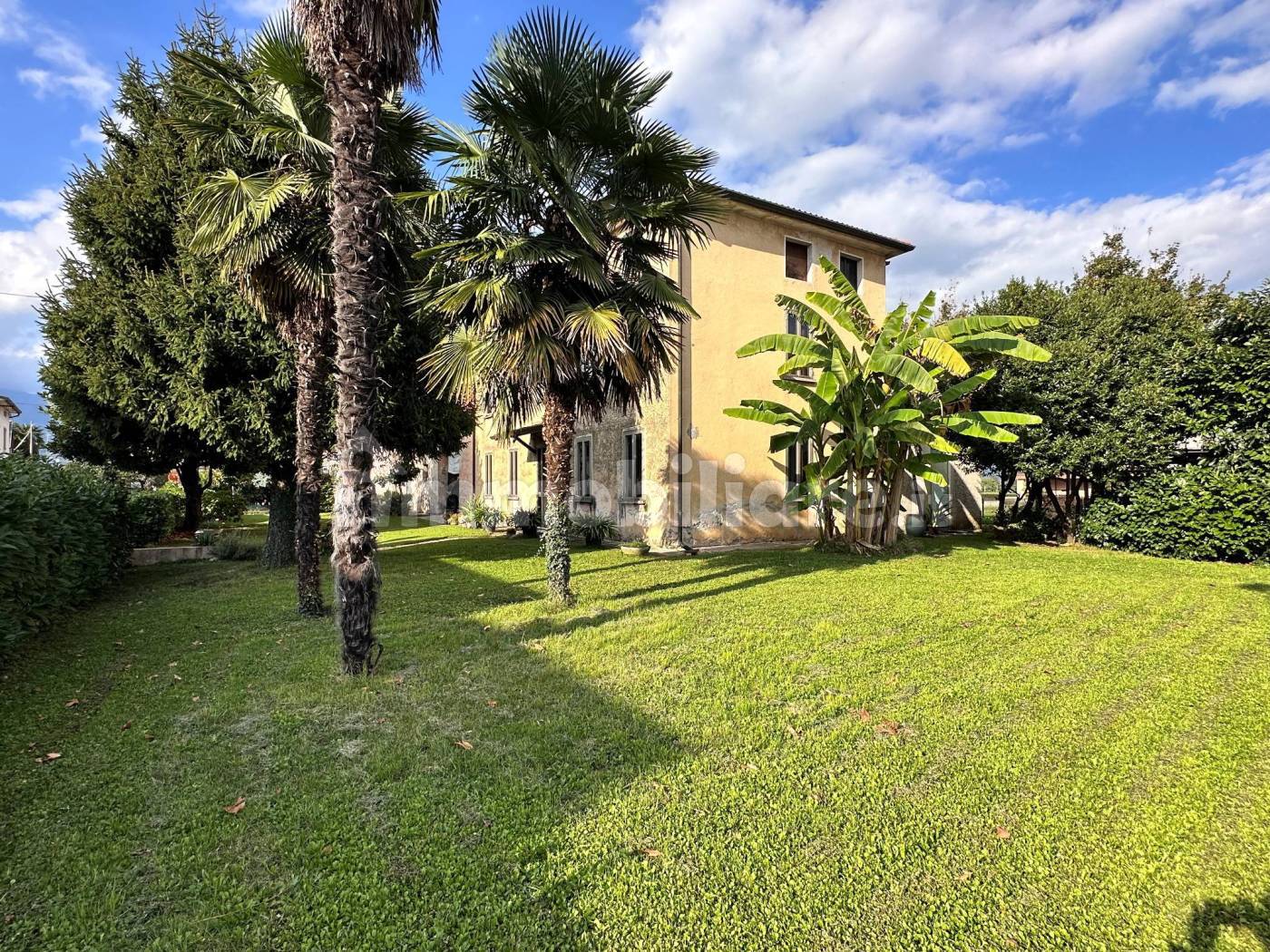 Rustico - Casale in vendita a Schio