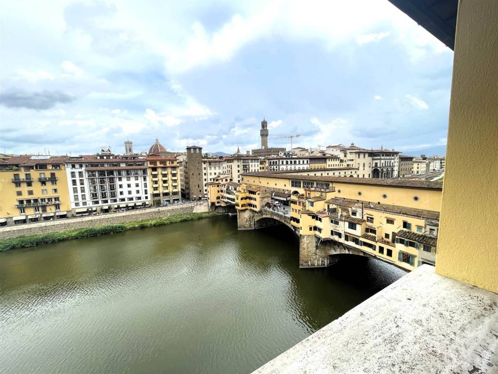 Quadrilocale ottimo stato, sesto piano, ponte vecchio - pitti, firenze