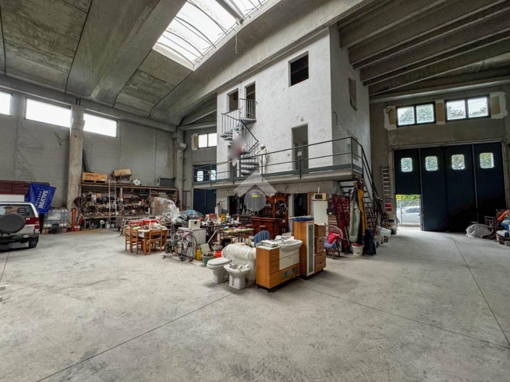 Interno non residenziale