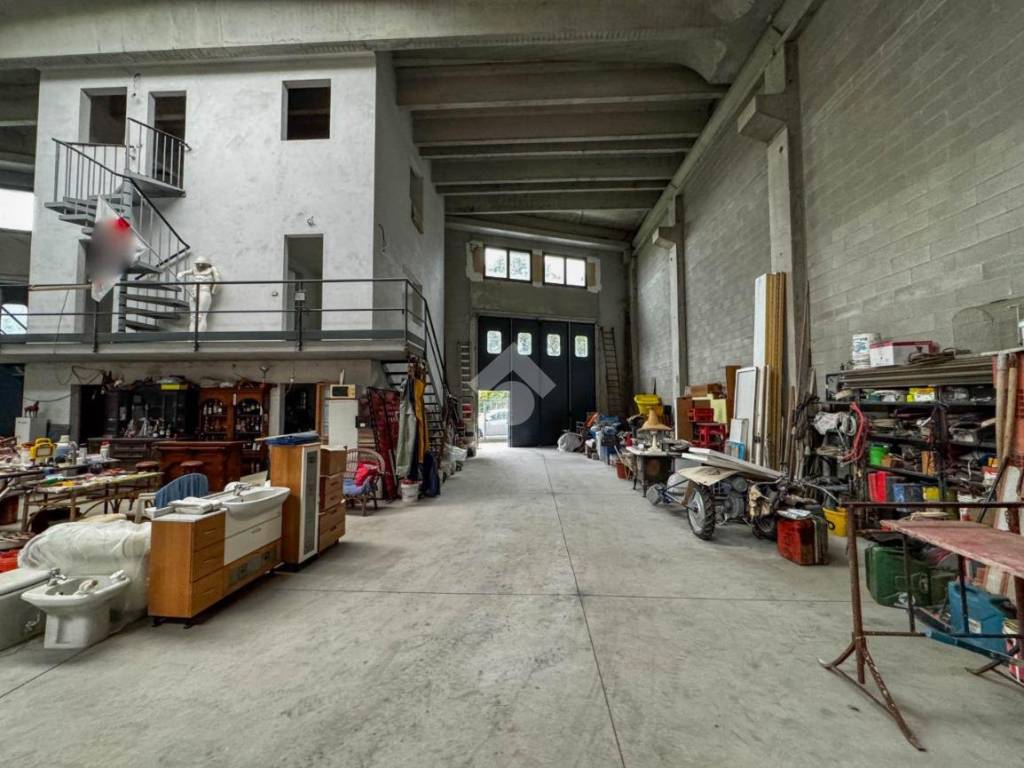 Interno non residenziale