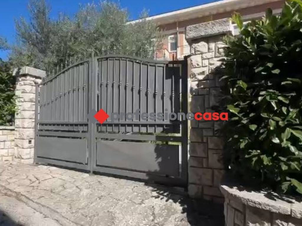 Vendita Appartamento in via Angelo Zuccarelli, 1/A. San Giuliano del