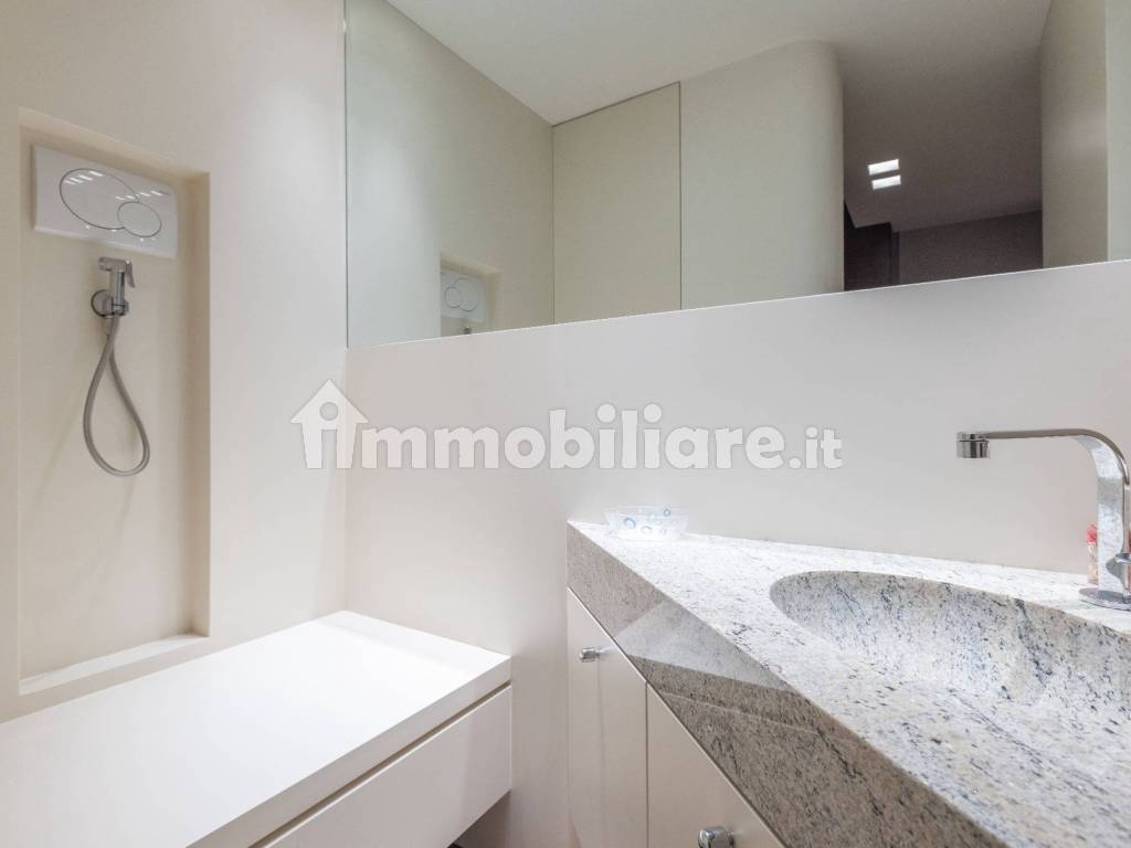 BAGNO OSPITI