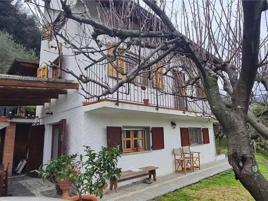 Villa unifamiliare, buono stato, 150 m², olmo, santa caterina, falcinello, sarzana