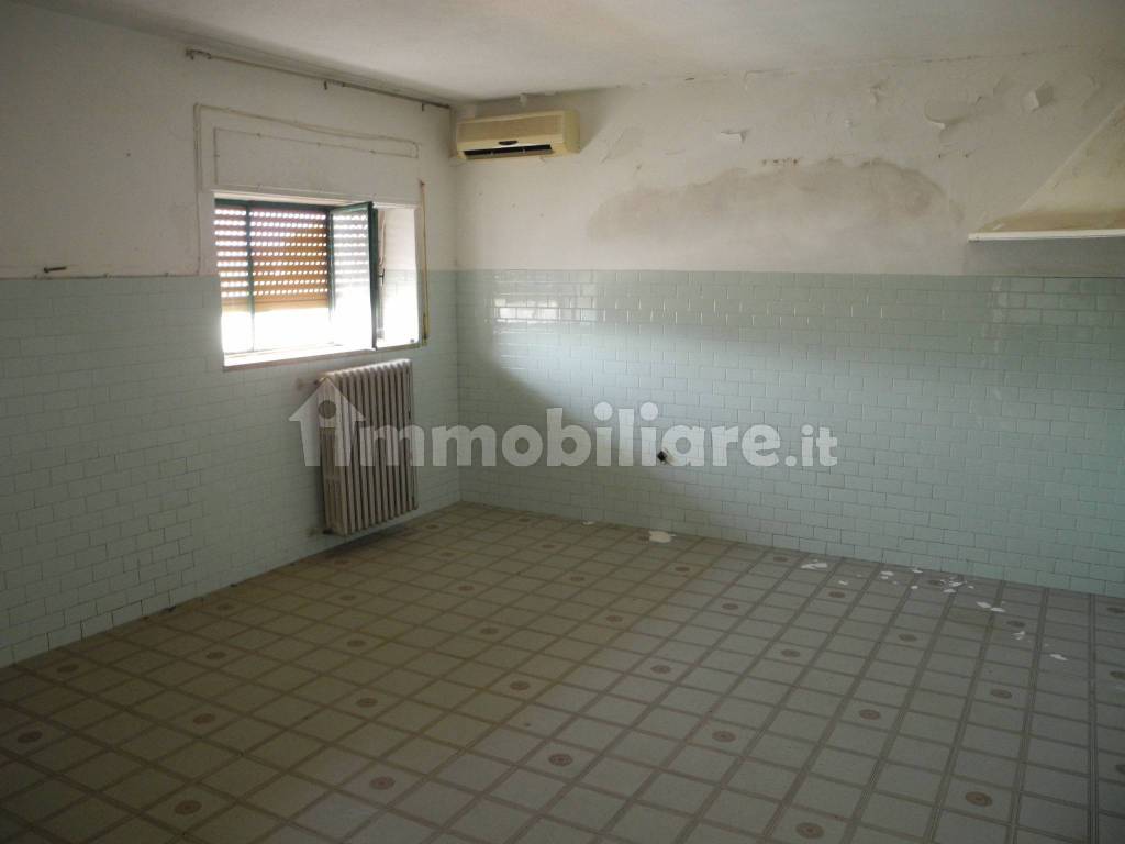 Stanza non arredata