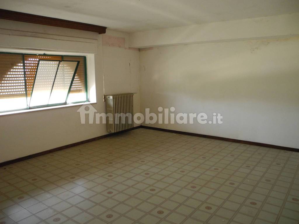 Stanza non arredata