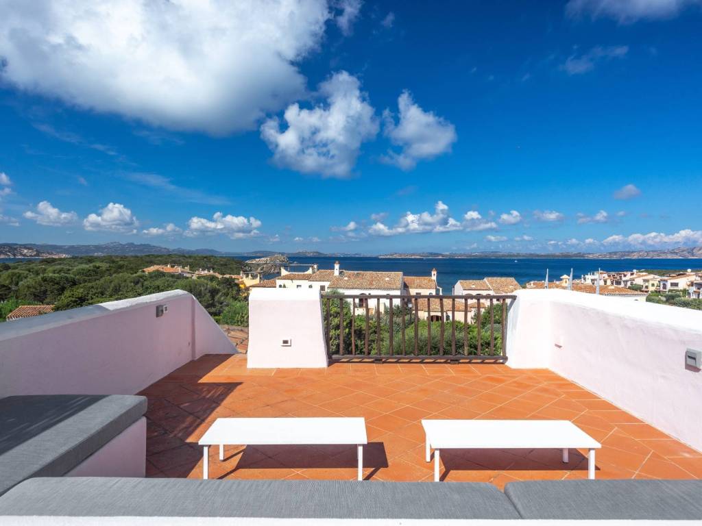 Villa a schiera via del faro 157, porto cervo, arzachena