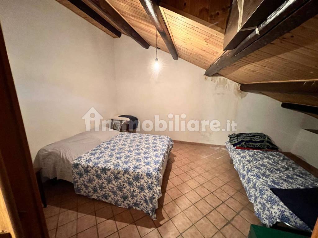 camera secondo piano