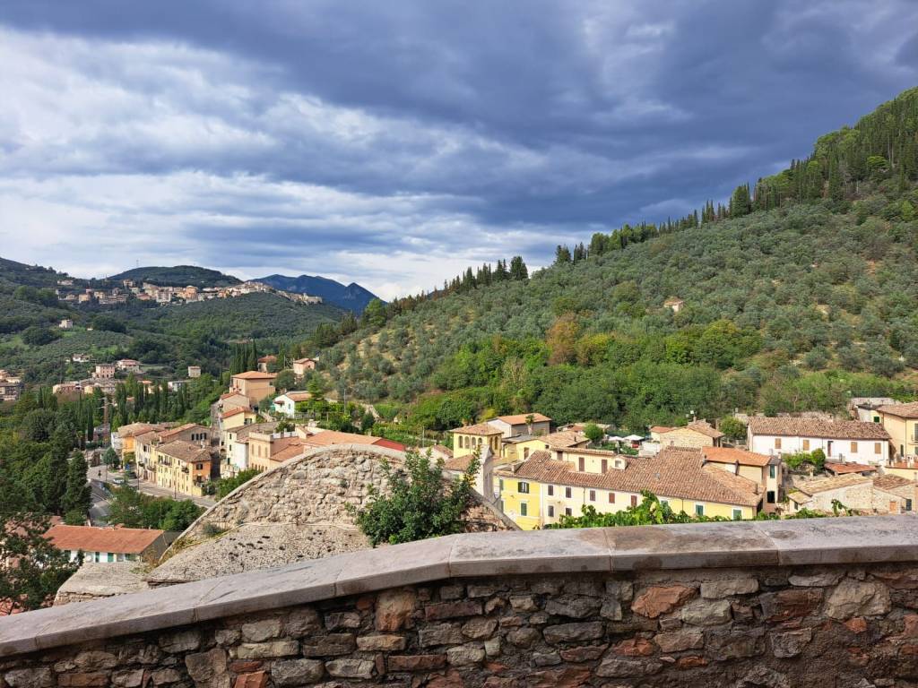 Trilocale via della torre, centro, arrone