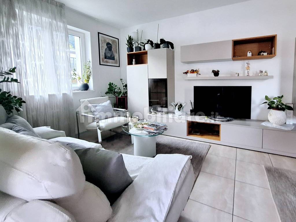 Salone