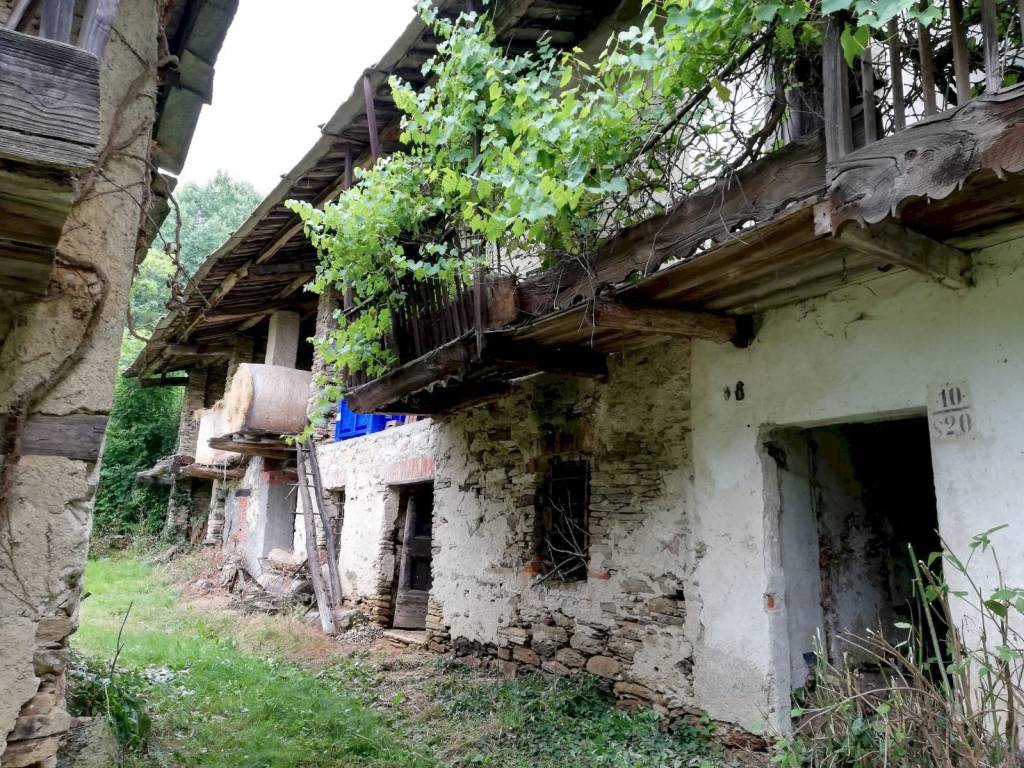 Rustico via biacanai, bagnolo piemonte