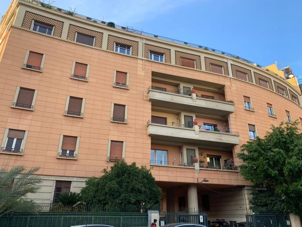 Ufficio - studio viale regina margherita 9/b, zisa, palermo