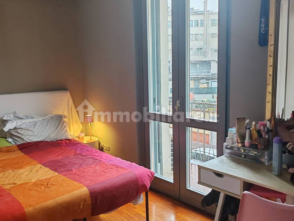 sale-apartment-milan-3-room-flat-in-via-giovanni-fantoni-excellent