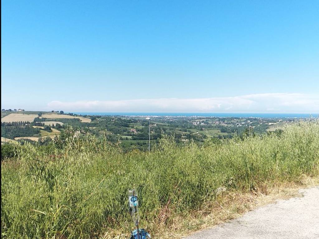 Terreno edificabile via serra monte colombo, trarivi, montescudo - montecolombo