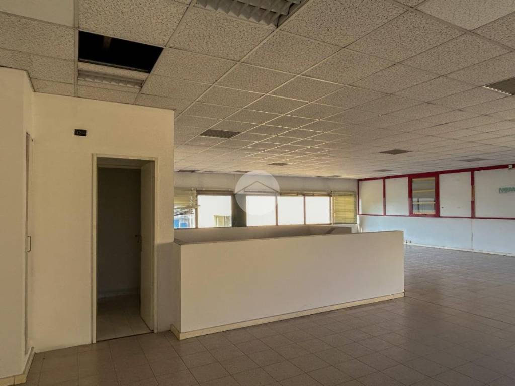 INTERNO