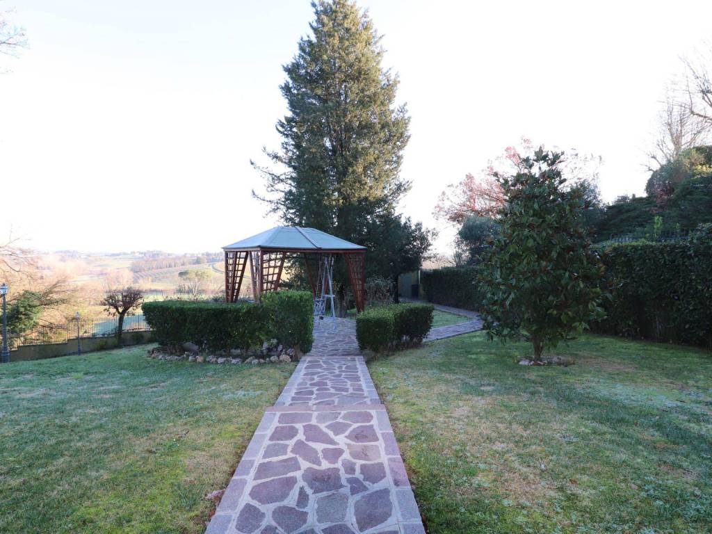 Villa unifamiliare, ottimo stato, 206 m², sant'andrea a montecchio - ginestreto, siena