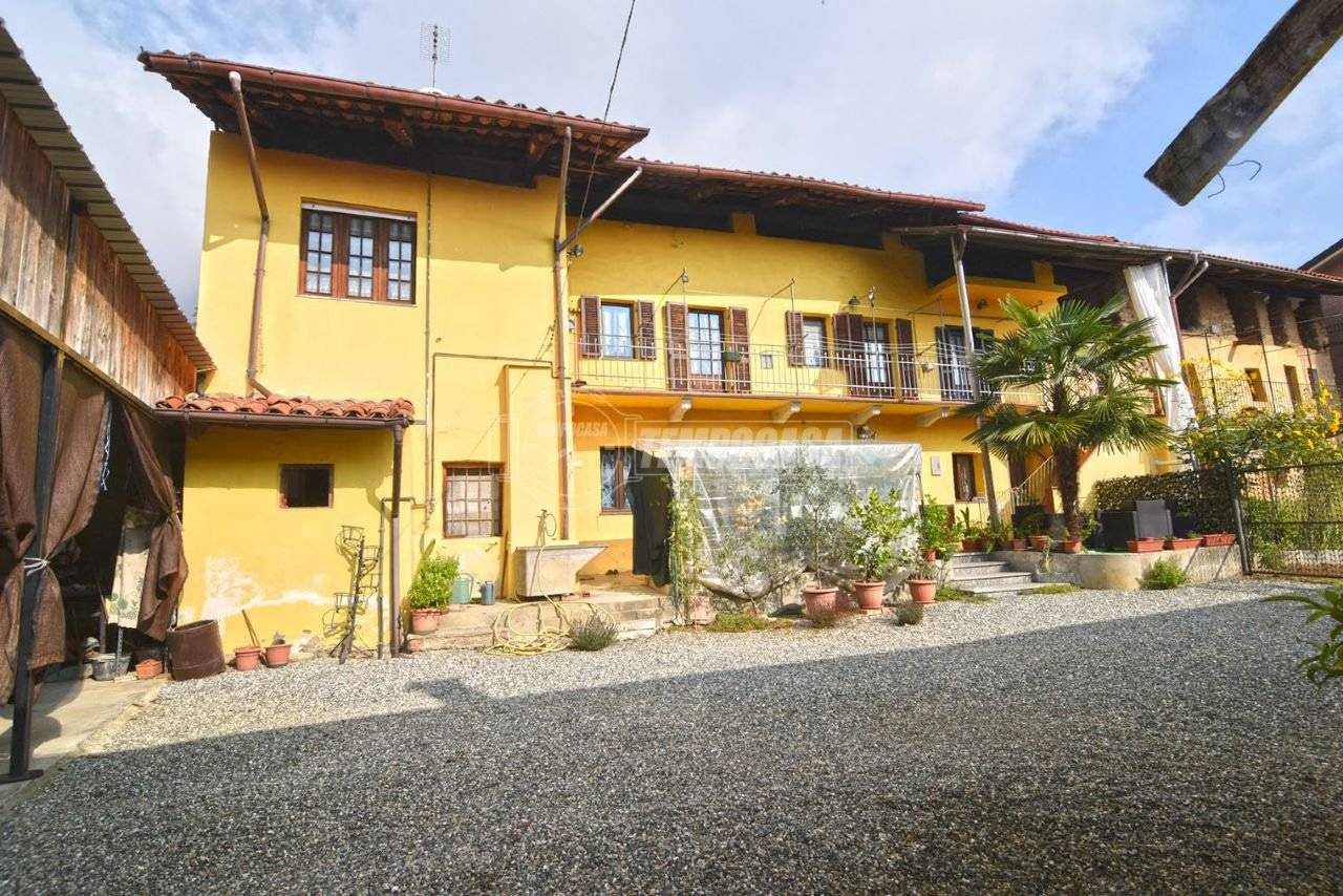 Casa indipendente in vendita a Pertusio