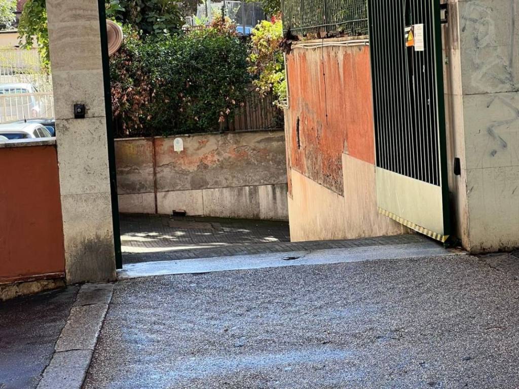 Garage - box viale ippocrate 89, policlinico, roma