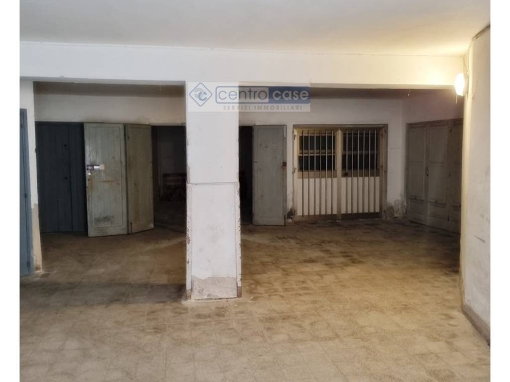 Garage - box via torino, gaeta