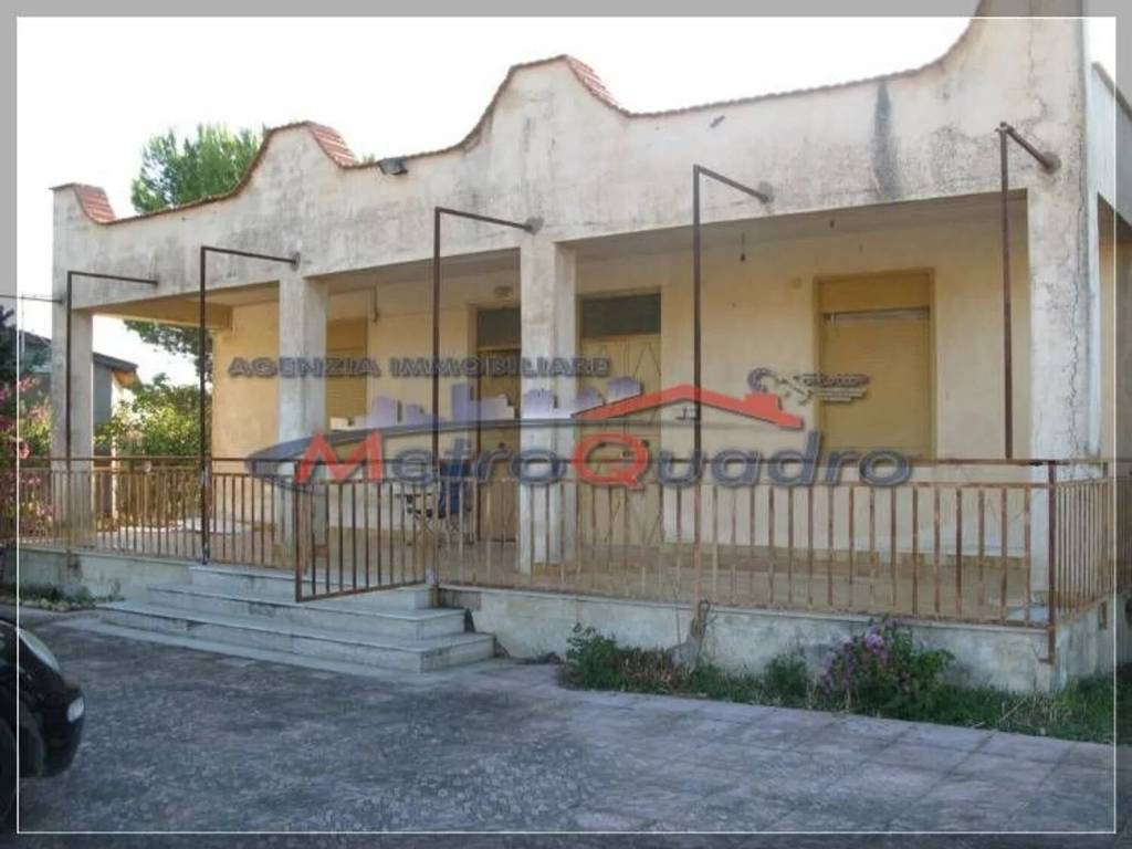 Villa unifamiliare, buono stato, 140 m², naro