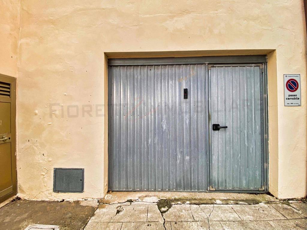Garage - box viale della rimembranza, riotorto, piombino
