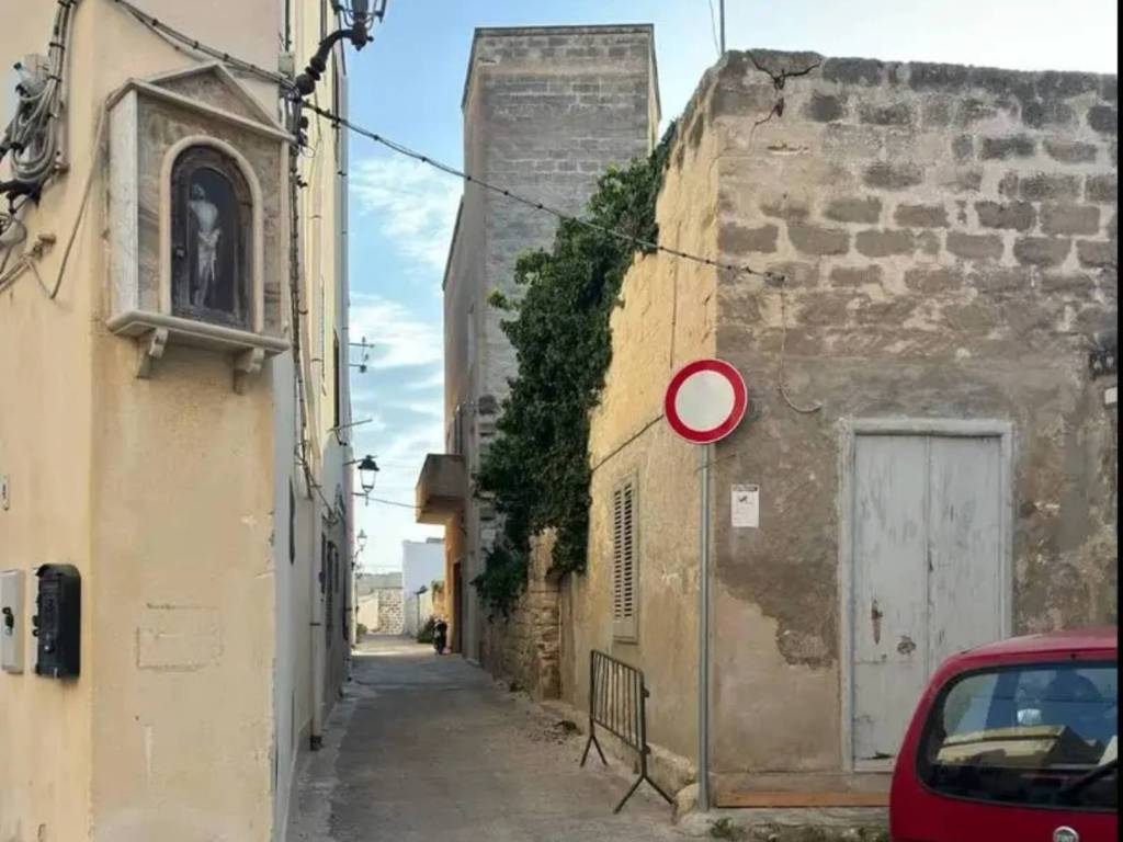 Appartamento via ecce homo, centro, favignana