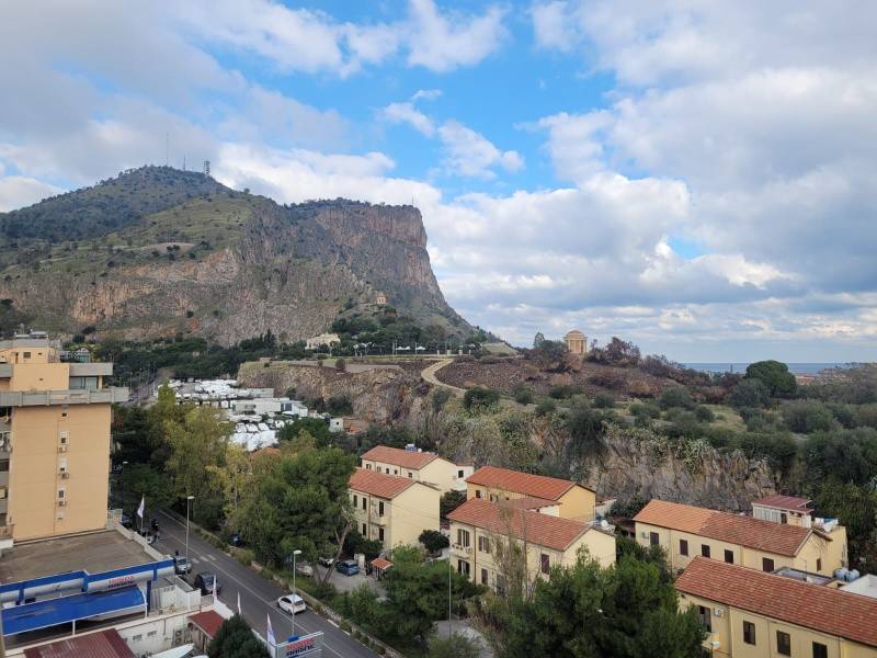 Appartamento via cardinale mariano rampolla, arenella, palermo