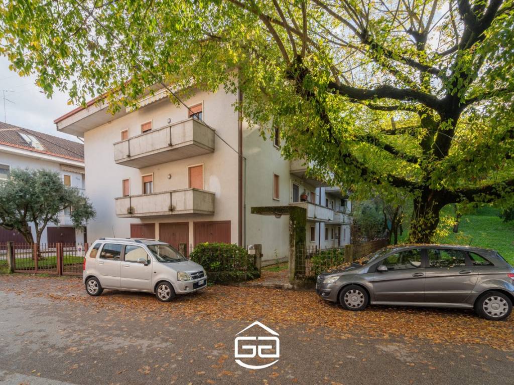 Trilocale viale riviera berica, 620, santa croce bigolina - longara, vicenza