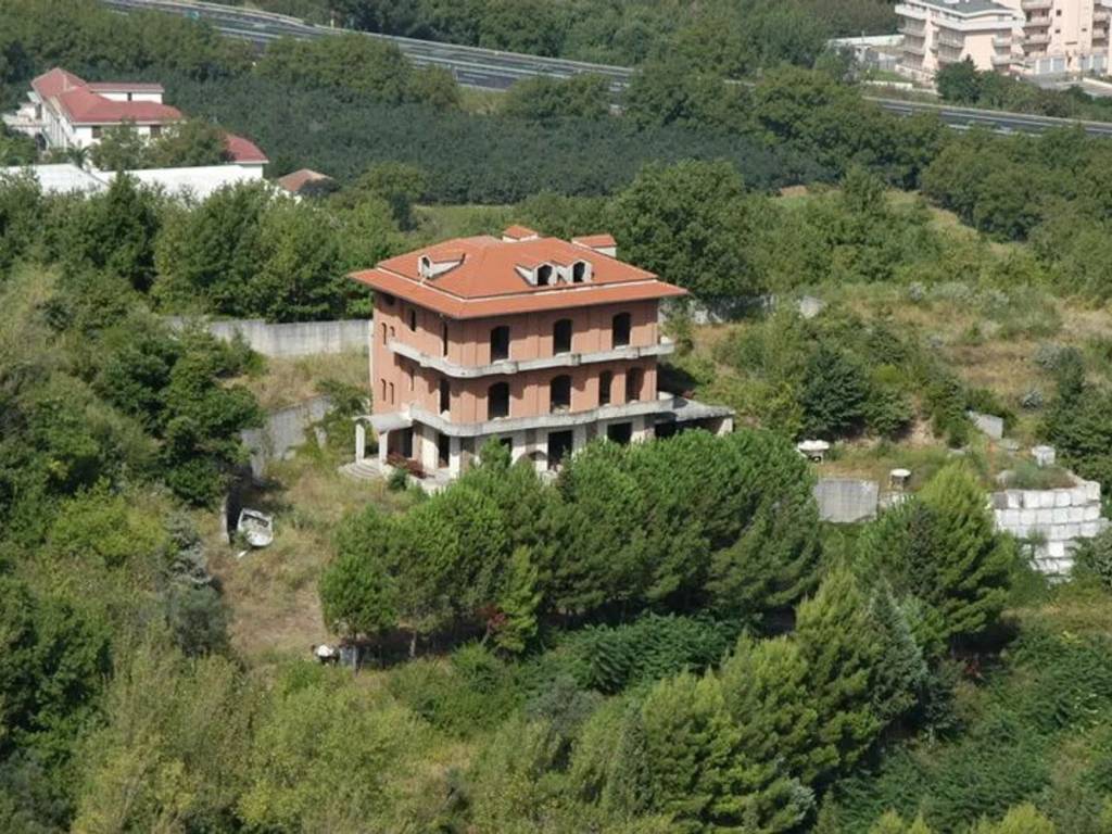 Villa unifamiliare via monticelli sopra san c., mercato san severino