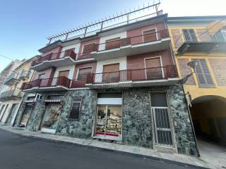 WhatsApp Image 2024-10-14 at 11.26.27 (1)