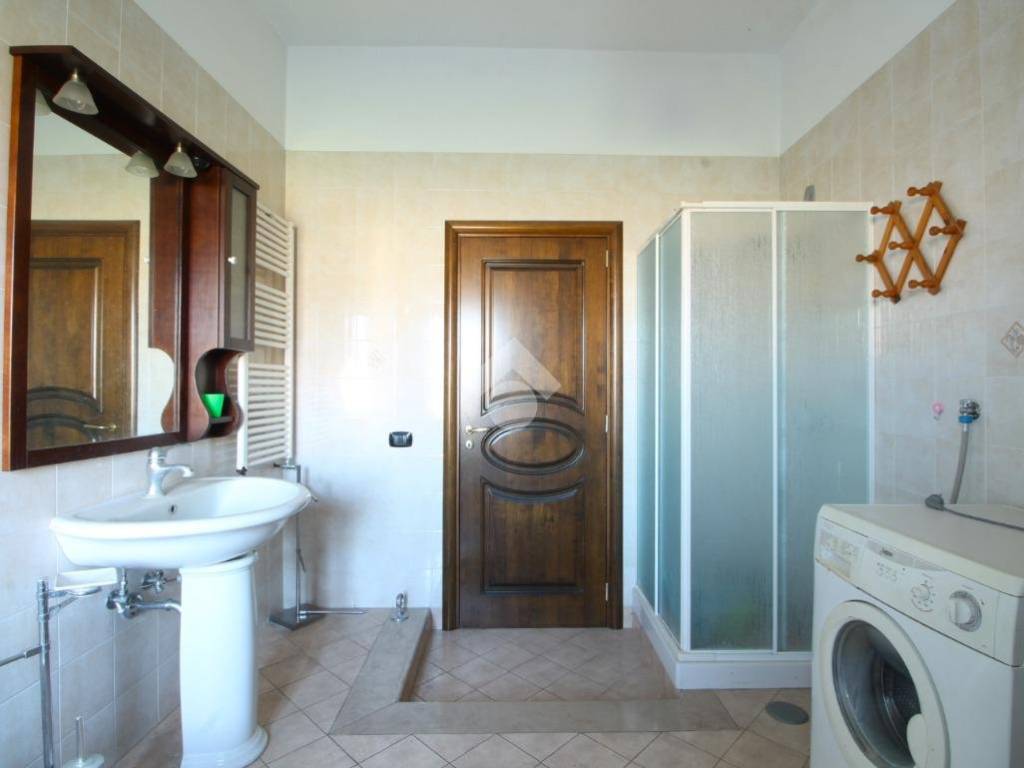 Bagno piano rialzato