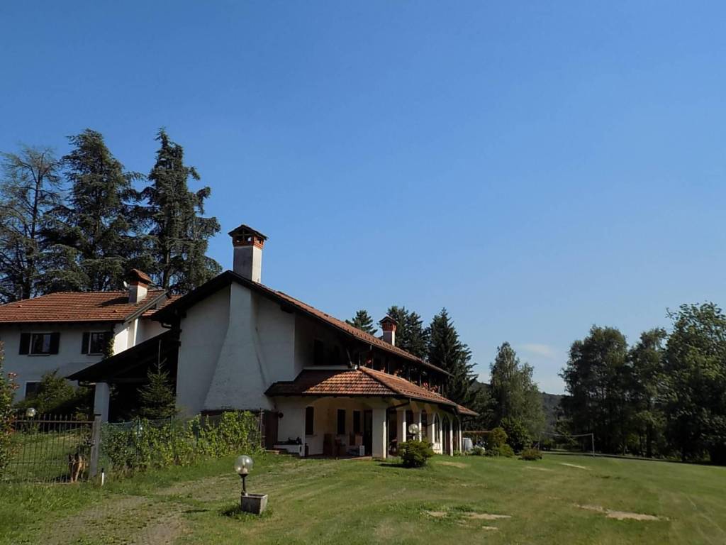 Rustico, buono stato, 600 m², dagnente, arona