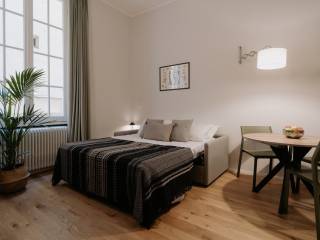 2-room flat Vico Superiore di Pellicceria 1, Caricamento, Genoa