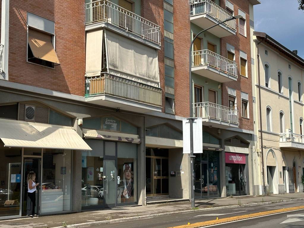 facciata appartamento in vendita in Viale Leonardo Ximenes, Grosseto