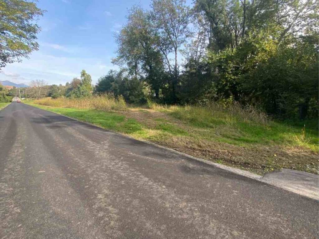 Terreno agricolo via per monguzzo, anzano del parco