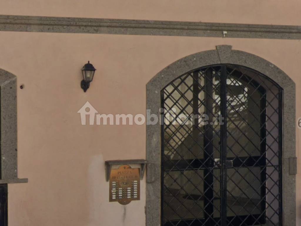 Asta per appartamento, piazza Belvedere, Centro Storico Genzano di Roma
