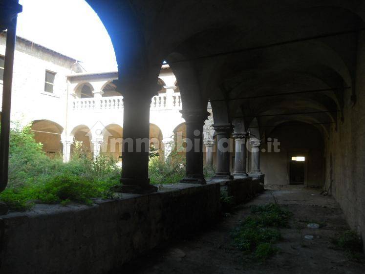 palazzo vendita tuscania