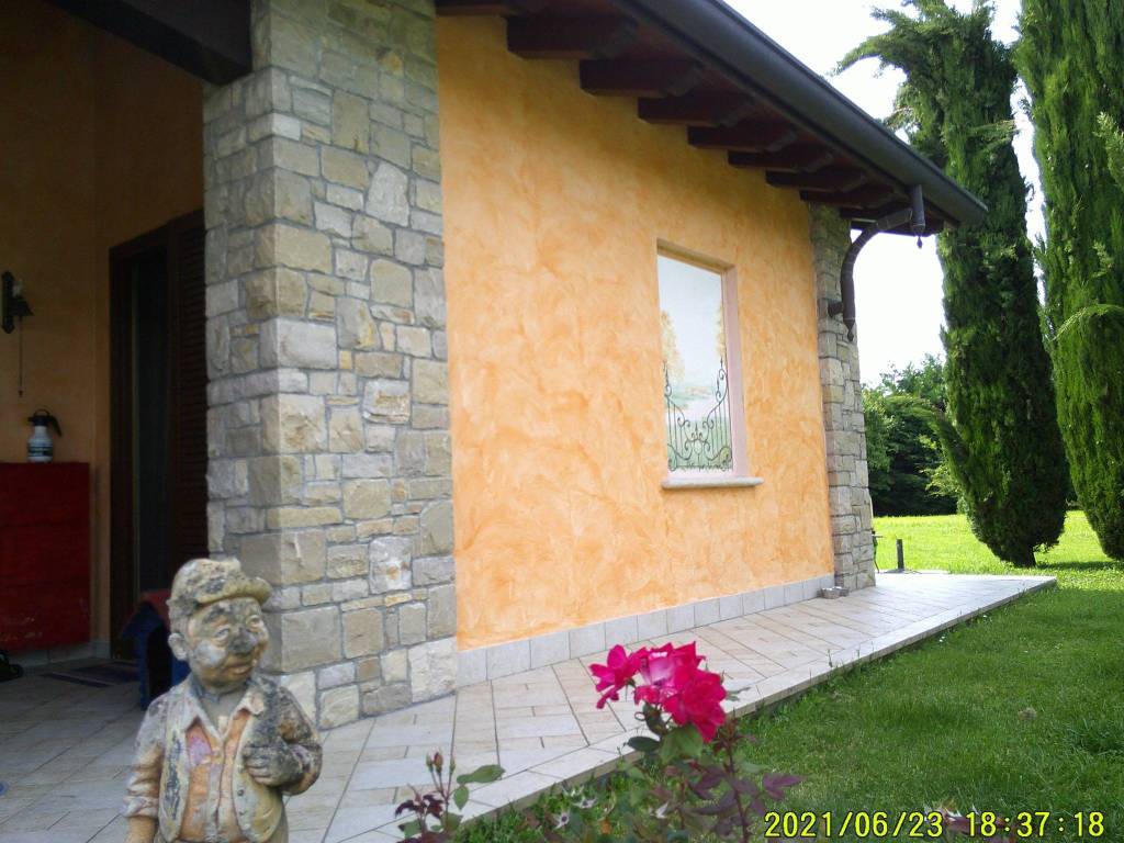 Villa unifamiliare, ottimo stato, 1615 m², treviolo