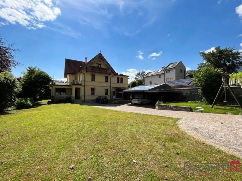 Villa unifamiliare via luigi cima, 12, centro, belluno