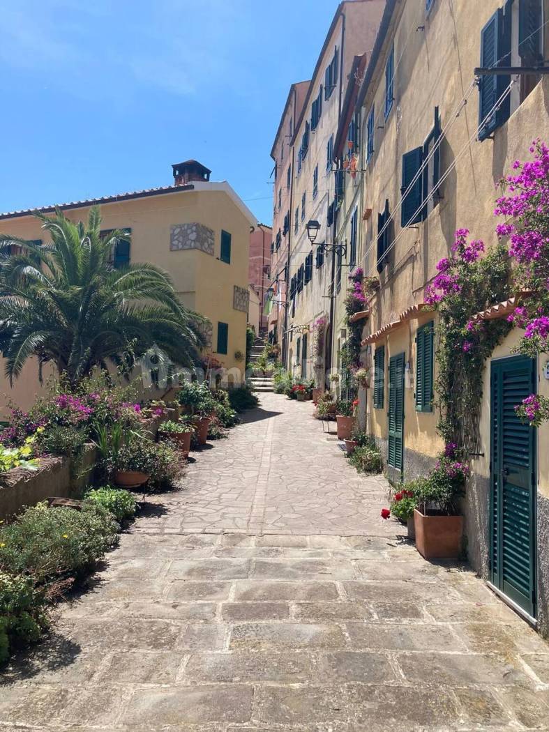 Appartamento in vendita a Rio