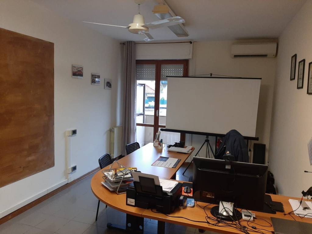 Ufficio - studio via della meridiana 5, ospedale - stazione, livorno