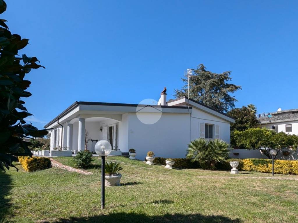 Villa unifamiliare via marenola 27, lago patria, giugliano in campania