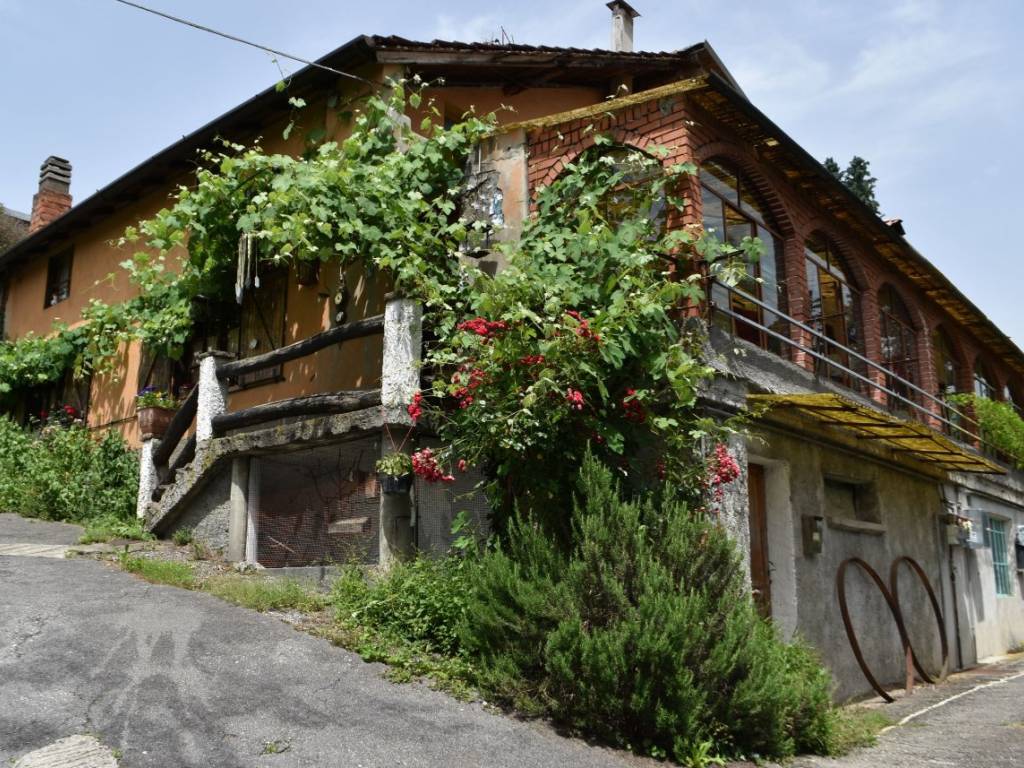 Palazzo - stabile all'asta via angelo tacchini, 41, gandino