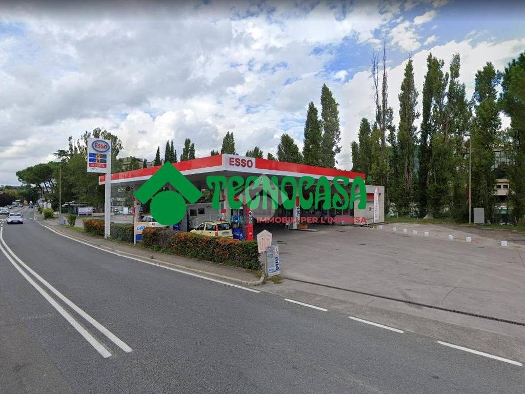 Locale commerciale via di salceto 1, centro, poggibonsi