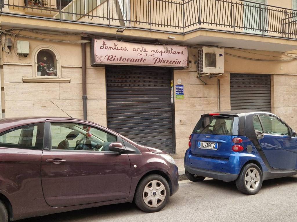 Locale commerciale via francesco crispi, carmine, salerno