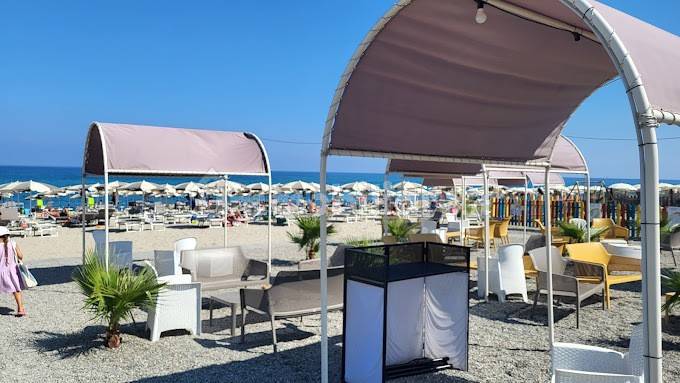 Spiaggia lido Ciro Marina