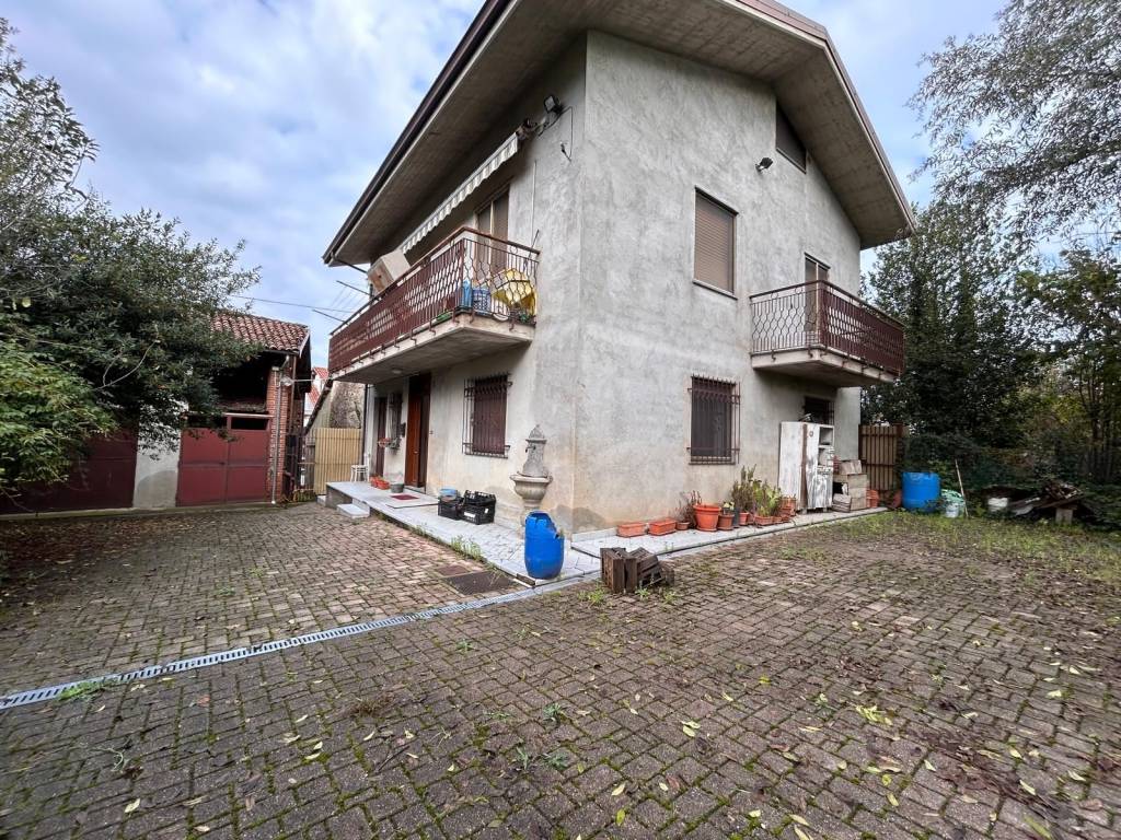 Villa unifamiliare via mondovì 97, pianfei