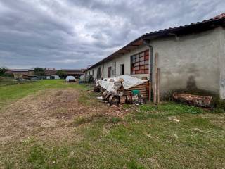 ESTERNO